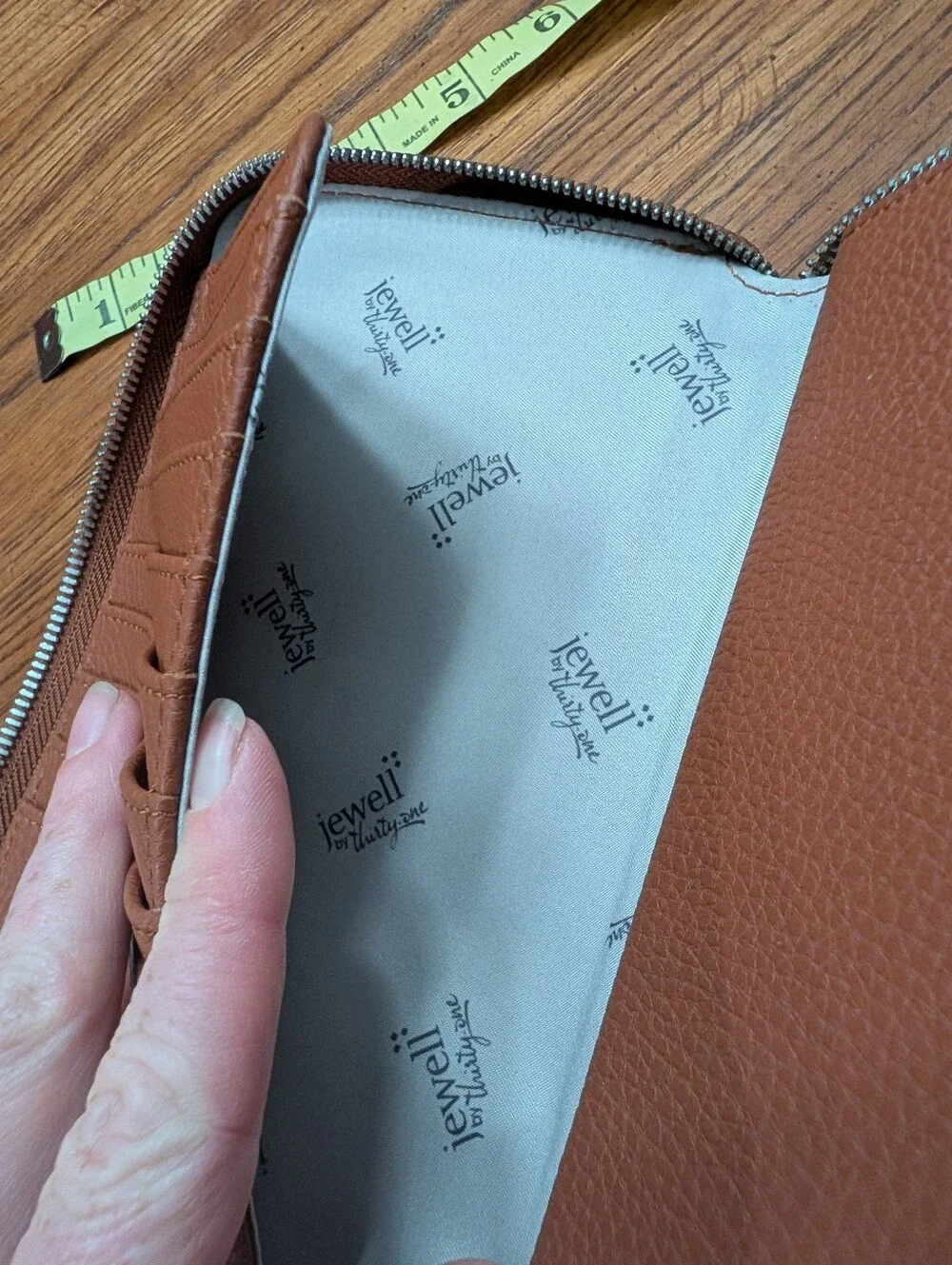 Thirty One Tan Zip-Around Leather Wallet NWOT